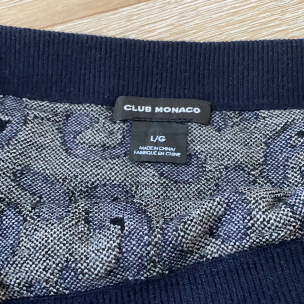 CLUB MONACO EUC jacquard sweater mini skirt with elastic waist - Picture 2 of 3